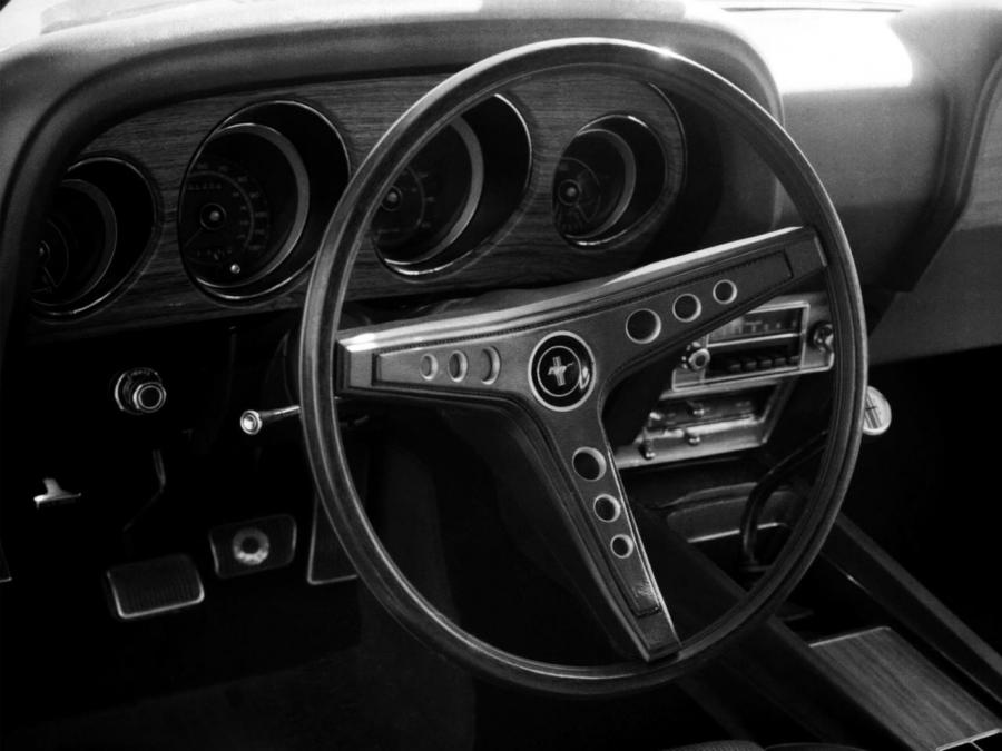 Панель приборов Ford Mustang Boss 302 Fastback 1970 года  (фото 18 из 59)